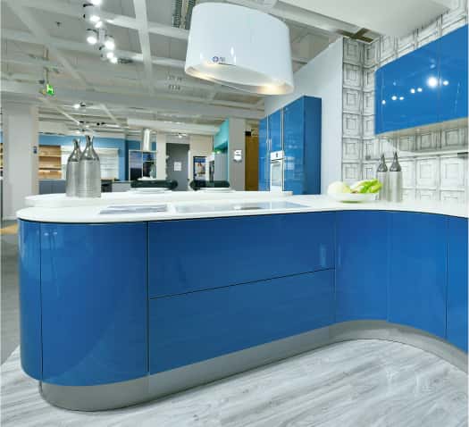 Blauer Küchentresen bei MEDA in Bonn-Alfter